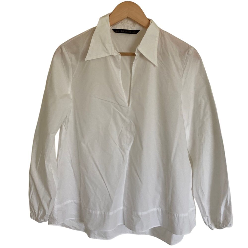 Zara Basic Pullover V Neck Cotton Blouse‎ in White Size Medium